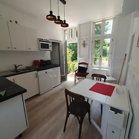 Les Demeures Du Parc, La Paroisse, Proche Des Thermes Bourbon-lʼArchambault